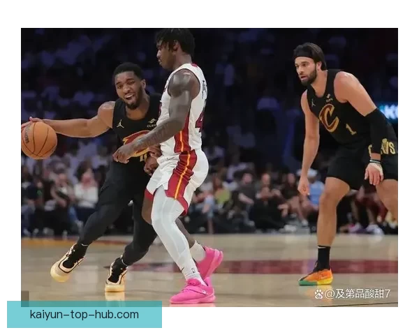 末节失控骑士不敌热火连胜纪录终结 热火八人得分上双表现全面